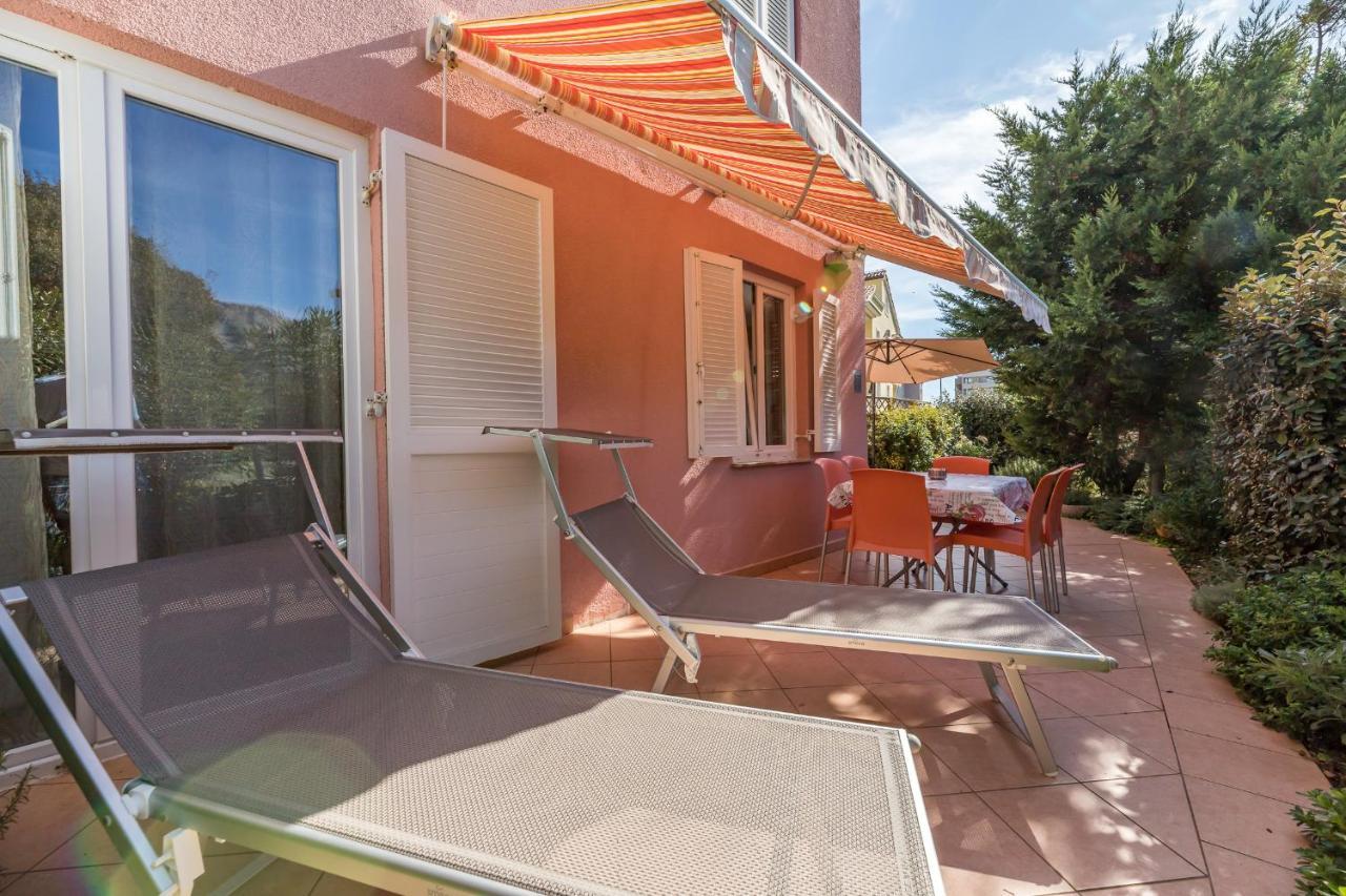 Apartments Lovorka Baška Екстериор снимка