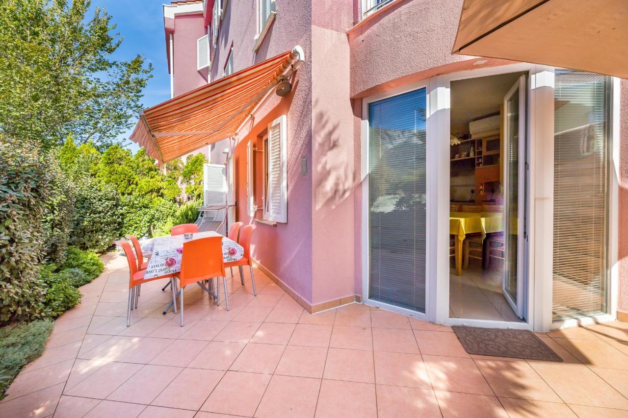Apartments Lovorka Baška Екстериор снимка