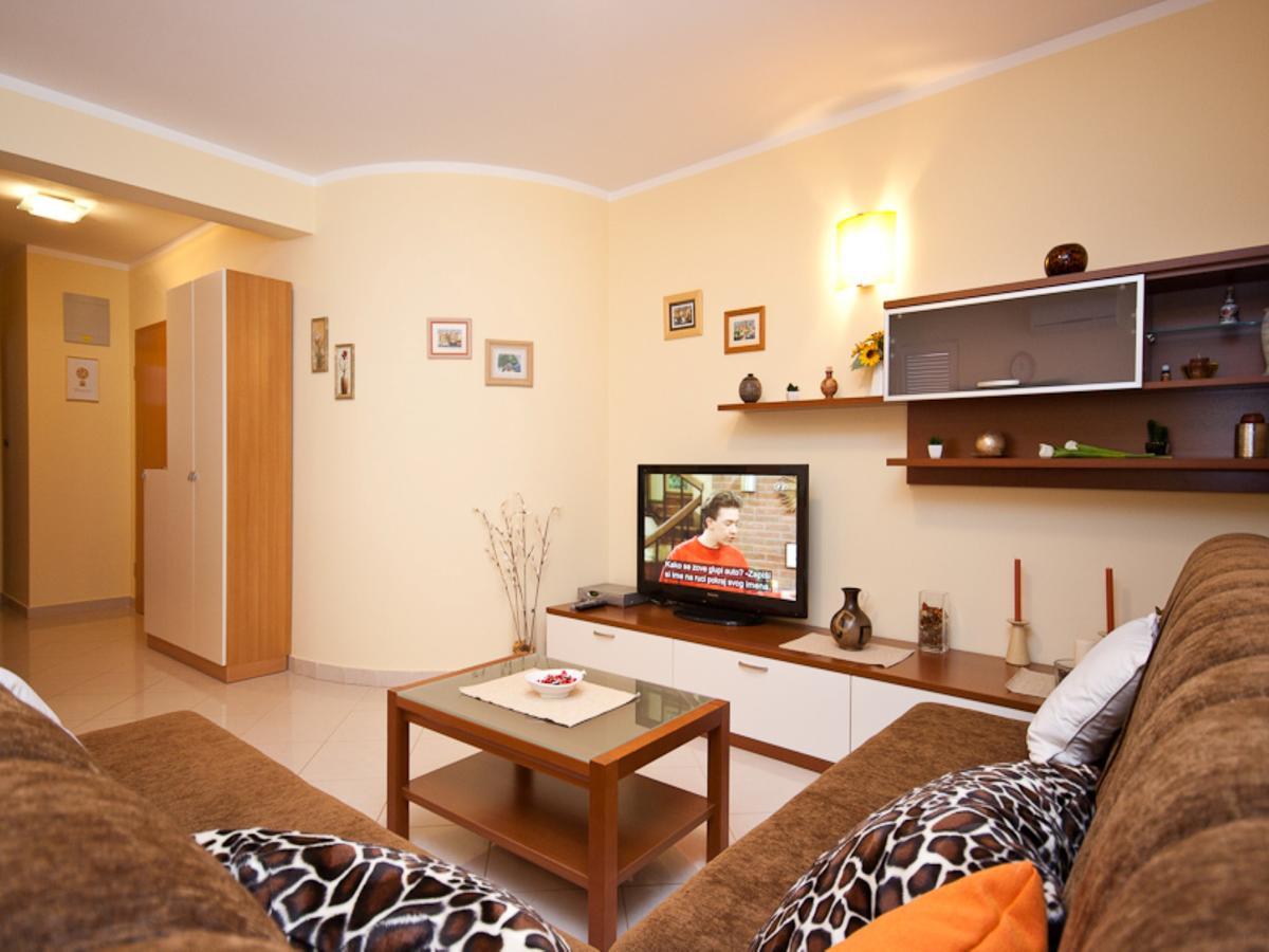 Apartments Lovorka Baška Екстериор снимка
